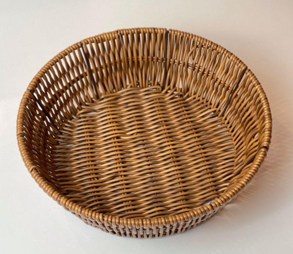 Wooden serving basket 